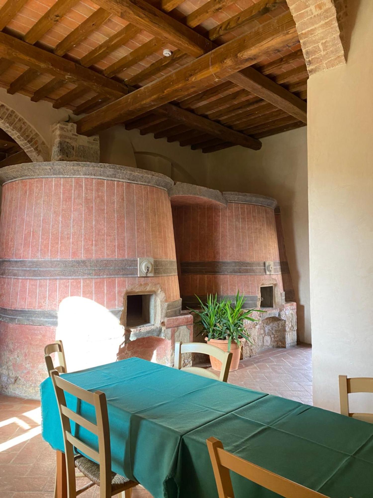 Ostello Contessa Ava Dei Lambardi Monteriggioni Zewnętrze zdjęcie