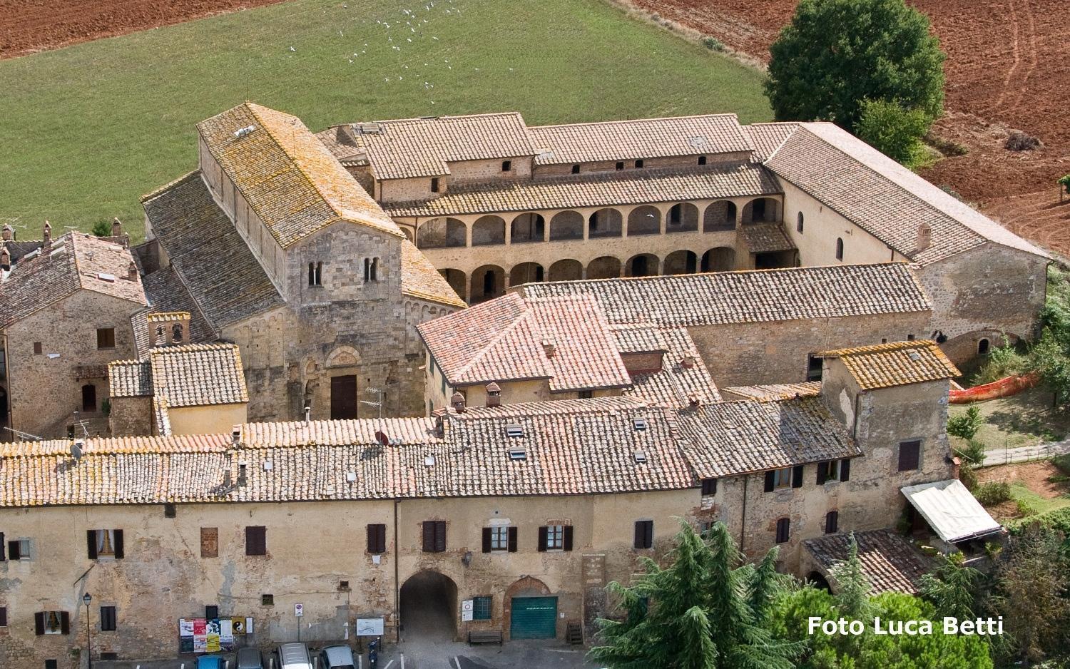 Ostello Contessa Ava Dei Lambardi Monteriggioni Zewnętrze zdjęcie