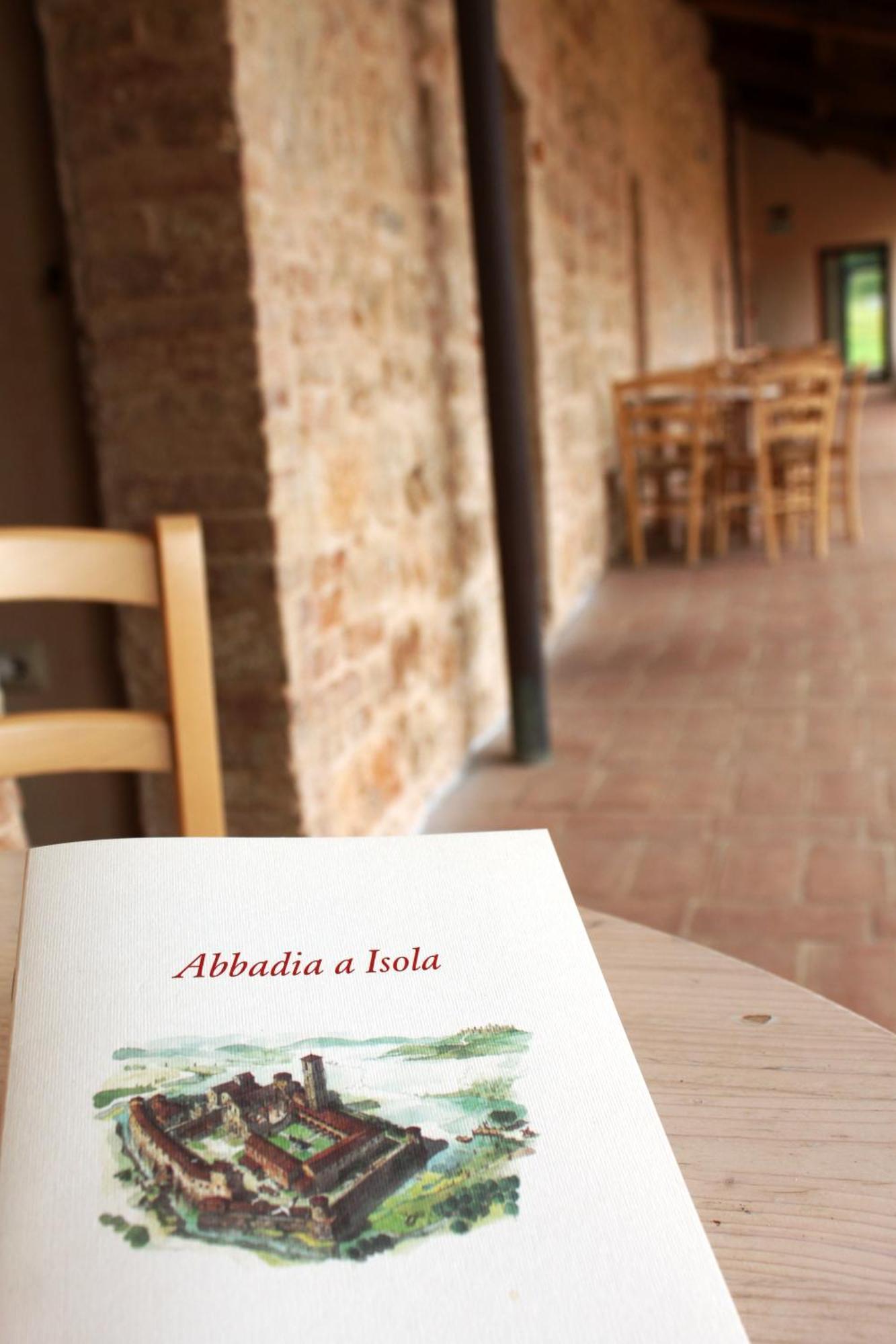 Ostello Contessa Ava Dei Lambardi Monteriggioni Zewnętrze zdjęcie